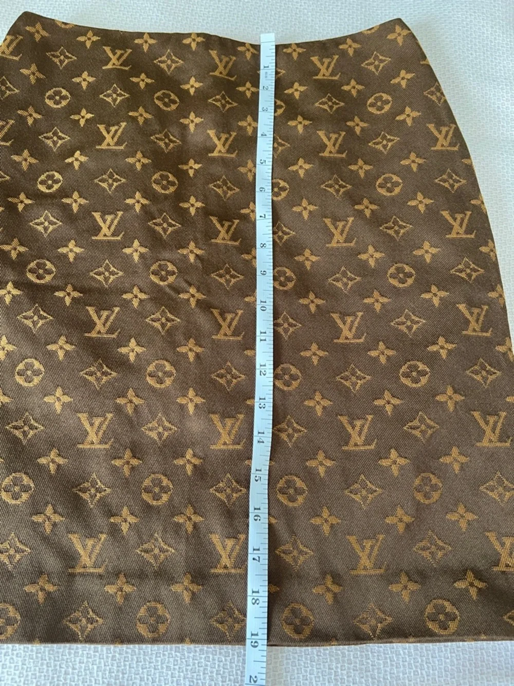 Custom tailor made Louis Vuitton Monogram Jacquard Pencil Skirt - Picture 12 of 12